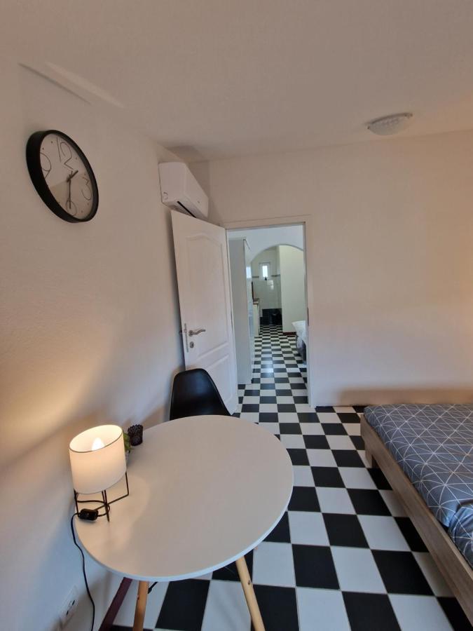 Apartmani Carla Medulin Buitenkant foto