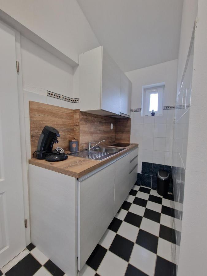 Apartmani Carla Medulin Buitenkant foto