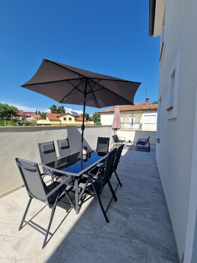 Apartmani Carla Medulin Buitenkant foto