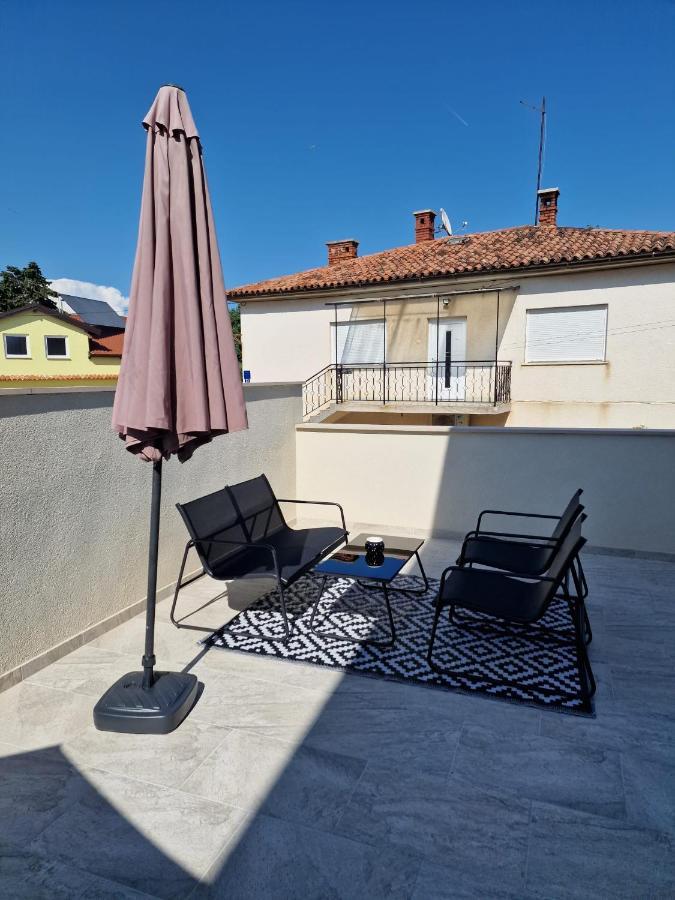 Apartmani Carla Medulin Buitenkant foto